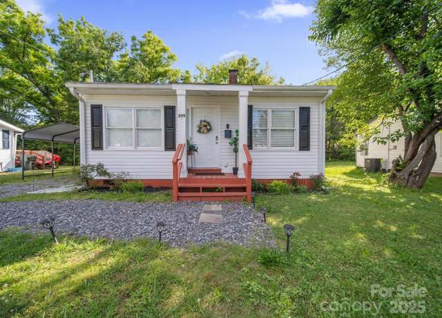 Property at 339 Arnold St, Rock Hill, SC 29730, 2 beds, 1 bath