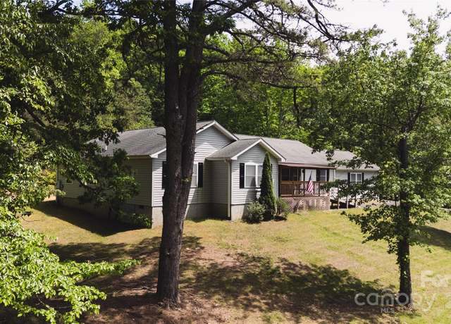 Property at 25 Upland Rd, Brevard, NC 28712, 4 beds, 2.5 baths