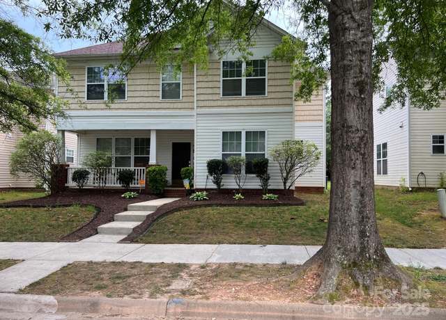 Property at 6010 Colonial Garden Dr, Huntersville, NC 28078, 4 beds, 2.5 baths