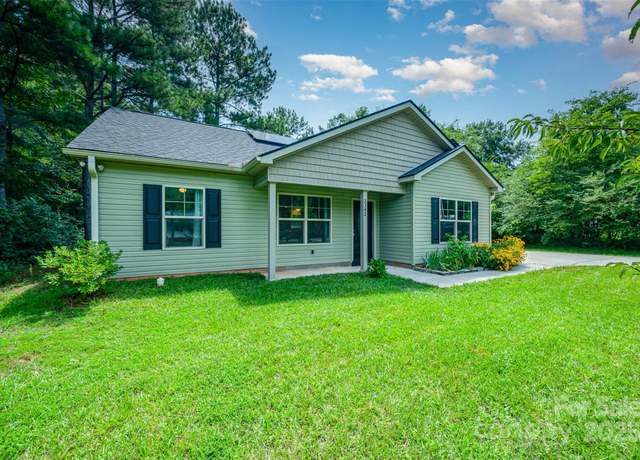Property at 2142 Pacer Rd, Lancaster, SC 29720, 3 beds, 2 baths