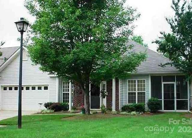 Property at 4492 Antelope Ln, Charlotte, NC 28269, 3 beds, 2 baths
