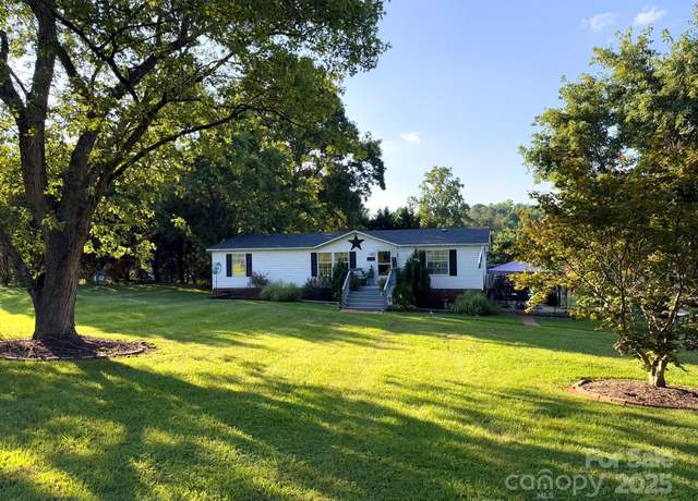 Property at 2110 Old Latter Rd, Newton, NC 28658, 3 beds, 2 baths