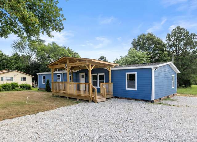 Property at 4351 Saluda Rd, Rock Hill, SC 29730, 4 beds, 2 baths