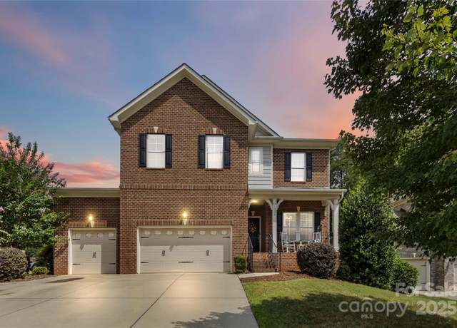 Property at 235 Alexandria Dr, Mooresville, NC 28115, 5 beds, 2.5 baths