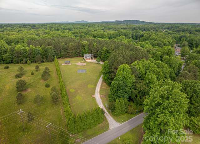Property at 2609 Cove Creek Dr, Gastonia, NC 28056, 1 bed, 1 bath