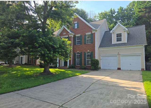 Property at 9138 Babbitt Way, Charlotte, NC 28216, 5 beds, 2.5 baths