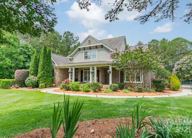 Property at 9202 Arlington Hills Dr, Mint Hill, NC 28227, 4 beds, 4.5 baths