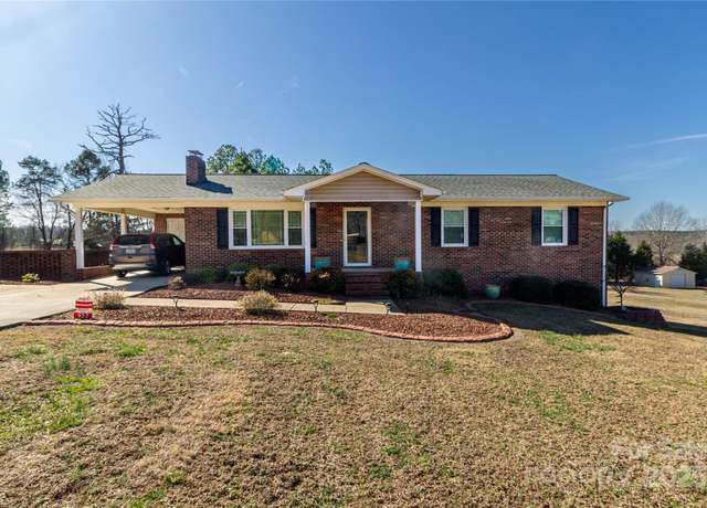 Property at 932 Long Branch Rd, Grover, NC 28073, 3 beds, 2 baths