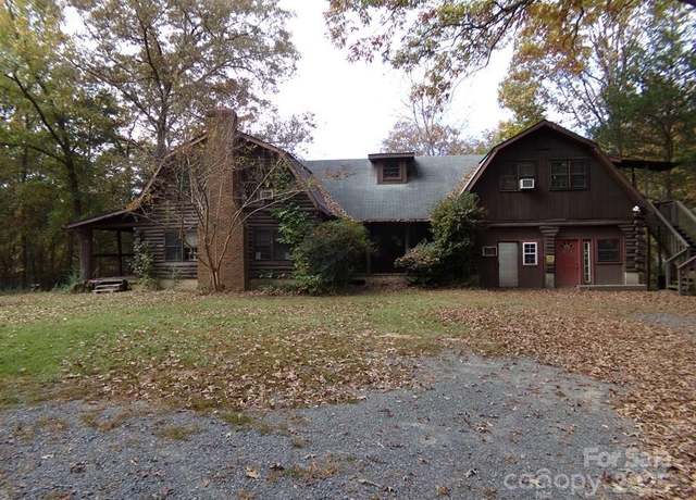 Property at 627 Bolick Rd, Fort Mill, SC 29707, 5 beds, 3 baths