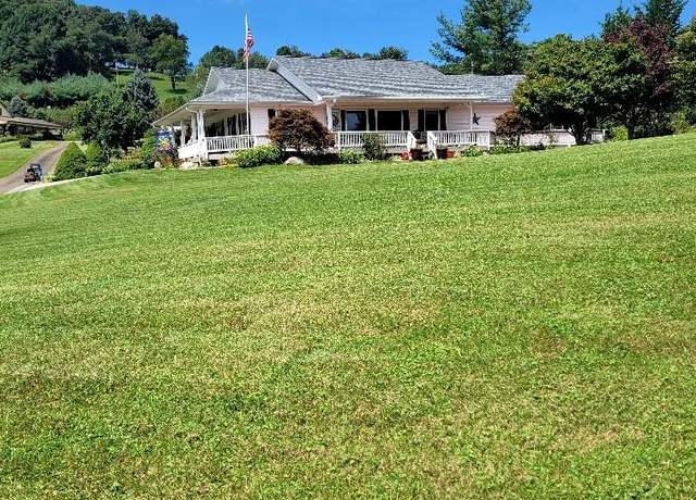 Property at 30 Boyer Ln, Sparta, NC 28675, 3 beds, 2 baths