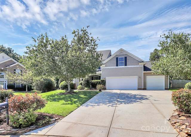 Property at 6028 Zinnia Dr, Matthews, NC 28104, 5 beds, 3 baths