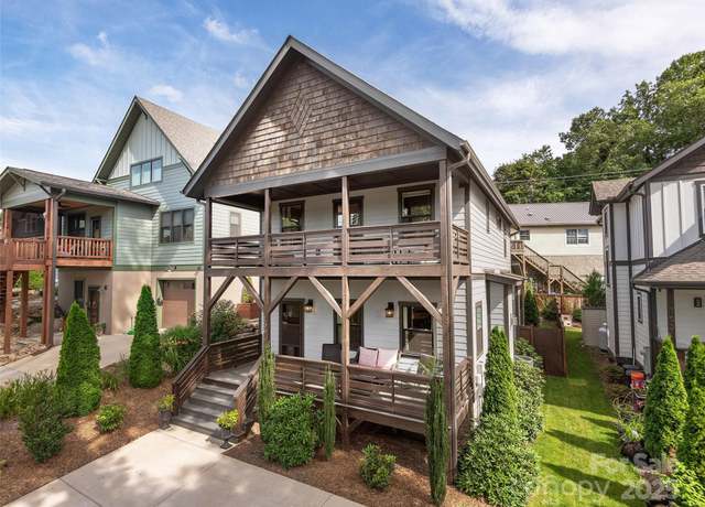 Property at 156 Joyner Ave, Asheville, NC 28806, 3 beds, 2.5 baths
