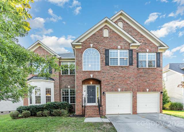 Property at 1127 Donelea Ln NW, Concord, NC 28027, 5 beds, 3 baths