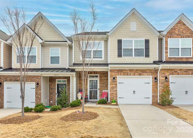 Property at 3941 Rothwood Ln, Harrisburg, NC 28075, 3 beds, 2.5 baths