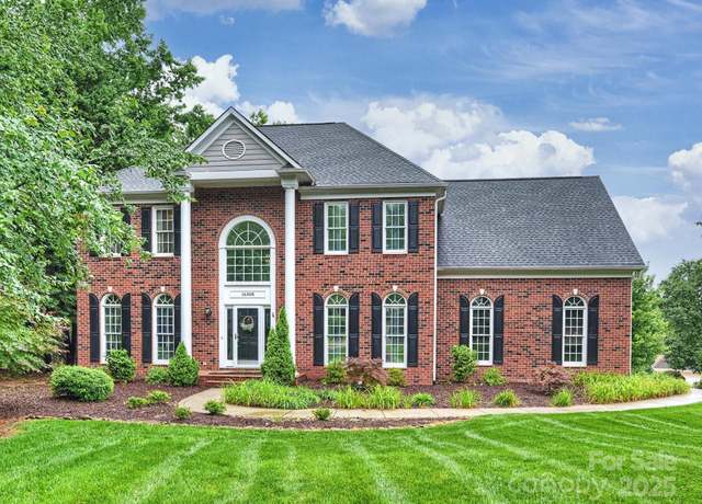 Property at 16308 Woolwine Rd, Charlotte, NC 28278, 5 beds, 3 baths