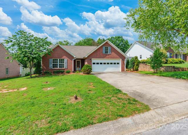 Property at 2363 Sanderling Dr, Rock Hill, SC 29732, 3 beds, 2 baths