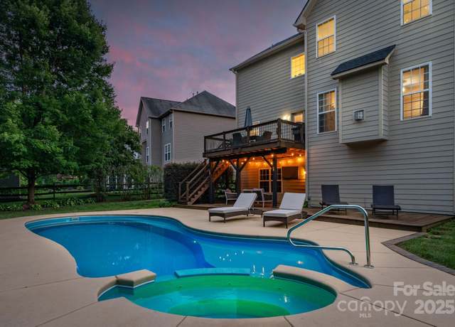 Property at 1807 Robbins Meadows Dr, Waxhaw, NC 28173, 6 beds, 4 baths