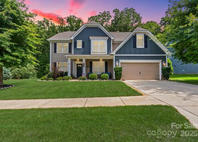 Property at 142 Canoe Pole Ln, Mooresville, NC 28117, 5 beds, 4 baths
