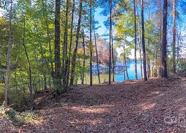 Property at 7124 Nancy Lee Cir, Sherrills Ford, NC 28673