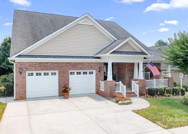 Property at 18410 Neville Ave, Cornelius, NC 28031, 3 beds, 2 baths