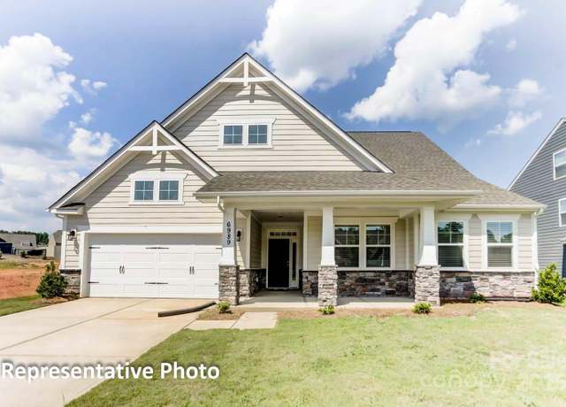 Property at 4010 Cedar Falls Dr #23, Waxhaw, NC 28173, 4 beds, 3.5 baths