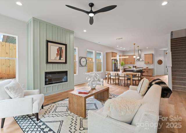 Property at 2413 Pruitt St, Charlotte, NC 28208, 4 beds, 2.5 baths