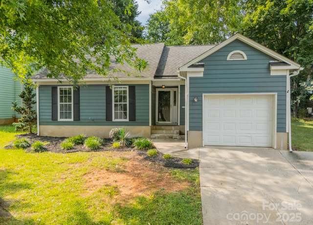 Property at 8027 Sherington Way, Charlotte, NC 28227, 3 beds, 2 baths