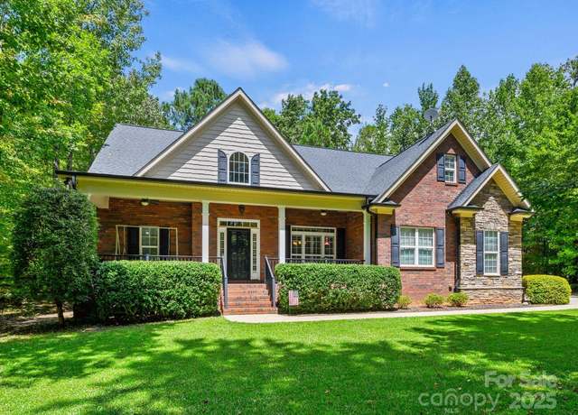 Property at 8109 Cane Pointe Ln, Waxhaw, NC 28173, 4 beds, 3 baths