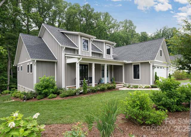 Property at 239 Lindsey Farm Dr, Flat Rock, NC 28731, 3 beds, 2 baths