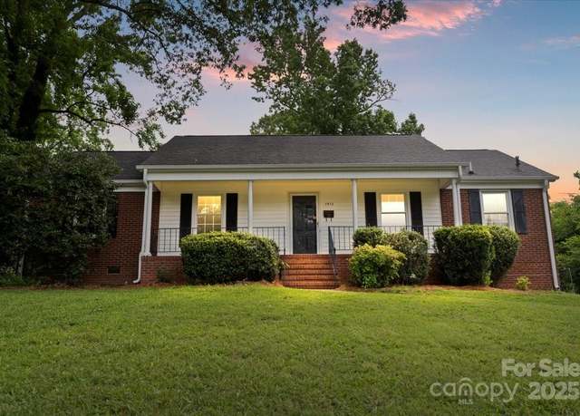 Property at 1512 Anthony Dr, Gastonia, NC 28052, 3 beds, 1.5 baths