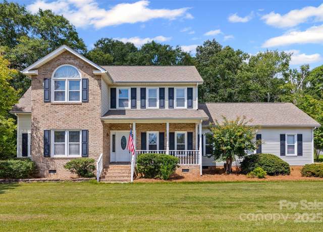 Property at 2296 Blue Ridge Way, Rock Hill, SC 29732, 3 beds, 2.5 baths
