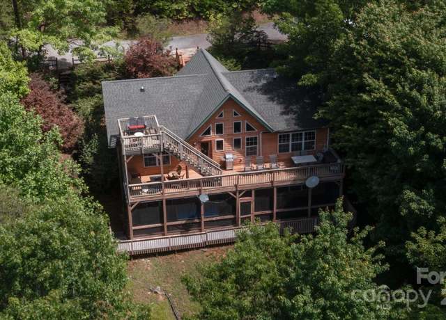 Property at 189 Cameron Ln, Lake Lure, NC 28746, 3 beds, 3 baths