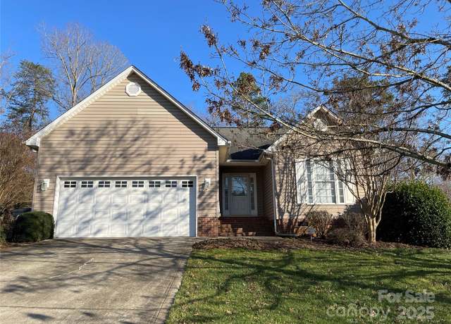 Property at 104 Johnsbury Dr, Stanley, NC 28164, 3 beds, 2 baths
