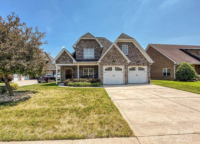 Property at 4562 Lanstone Ct SW, Concord, NC 28027, 3 beds, 2.5 baths