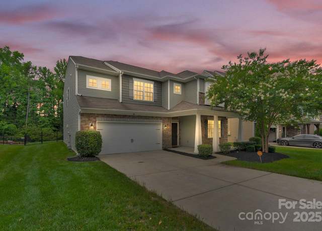 Property at 7101 Agnew Dr, Charlotte, NC 28273, 5 beds, 3.5 baths