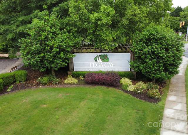 Property at 16086 Heron Run Dr, Fort Mill, SC 29708