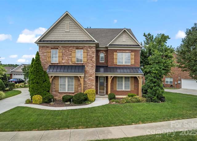 Property at 4004 Clover Hill Rd, Indian Trail, NC 28079, 5 beds, 4 baths