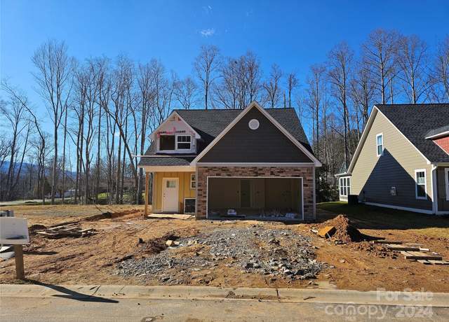 Property at 106 Crew Ln, Black Mountain, NC 28711, 3 beds, 2.5 baths