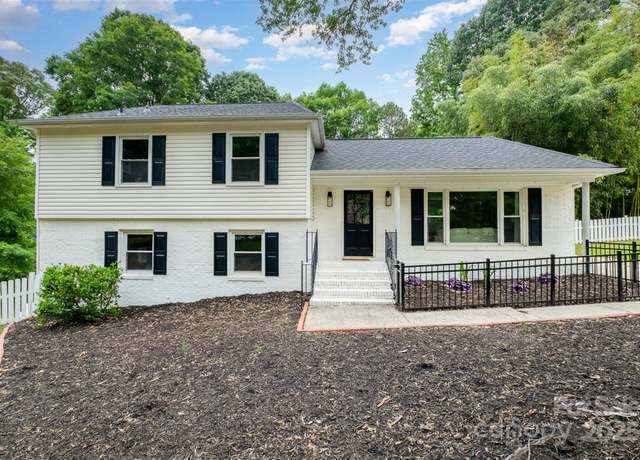 Property at 8025 Cliffside Dr, Charlotte, NC 28270, 4 beds, 3 baths