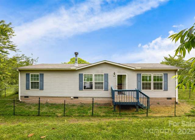 Property at 802 Concord Rd, Fletcher, NC 28732, 3 beds, 2 baths