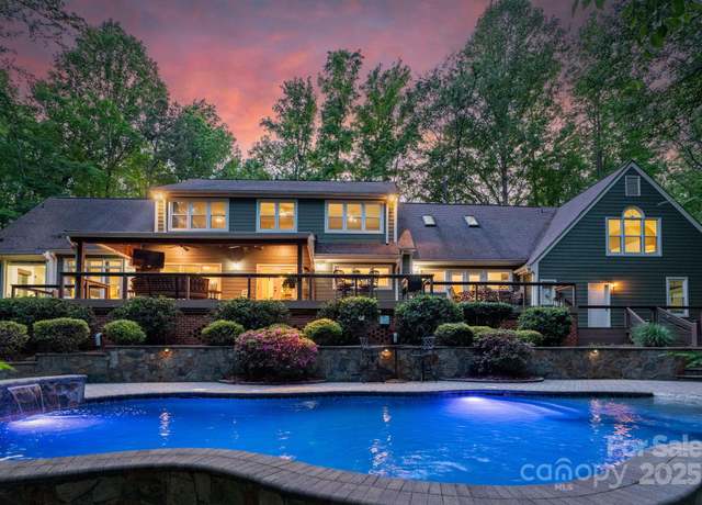 Property at 8400 Prince Valiant Dr, Waxhaw, NC 28173, 4 beds, 4 baths