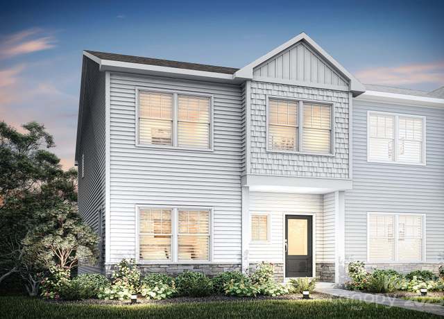 Property at 1990 W Davidson Ave, Gastonia, NC 28052, 3 beds, 2.5 baths