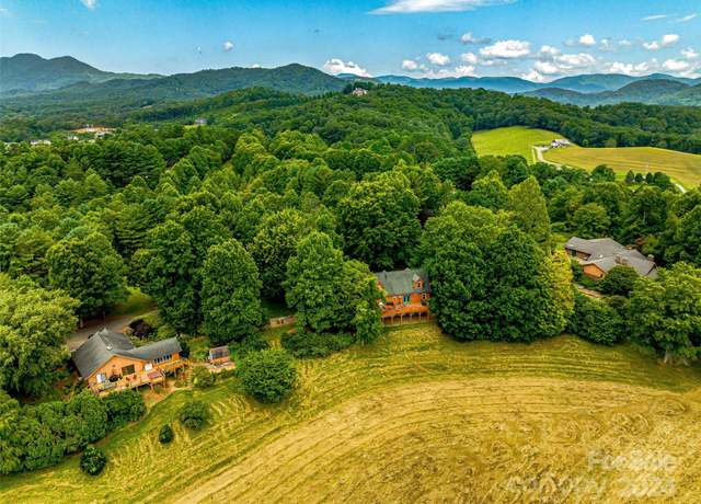 Property at 703 Crestview Dr, Leicester, NC 28748, 12 beds, 10.5 baths