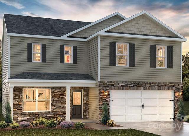 Property at 819 Adelston Ln, Asheville, NC 28804, 4 beds, 2.5 baths