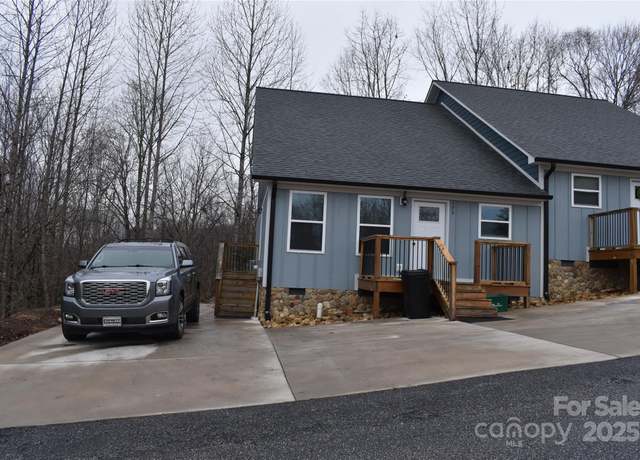 Property at 17 Meredith Ln, Marion, NC 28752, 3 beds, 2.5 baths