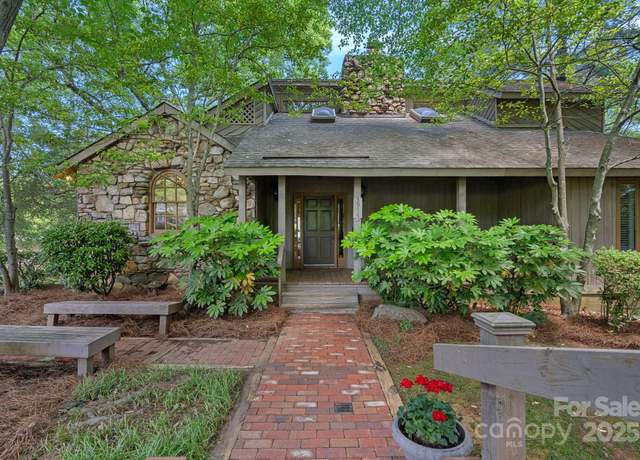 Property at 5915 Mamolake Rd, Charlotte, NC 28270, 2 beds, 2 baths