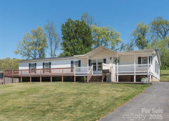 Property at 9 Redmond Dr, Alexander, NC 28701, 3 beds, 3 baths