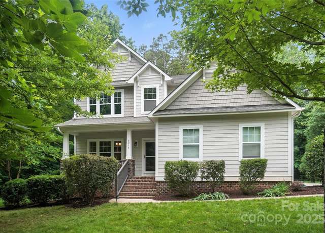 Property at 8214 Aspen Ct, Mint Hill, NC 28227, 4 beds, 3.5 baths