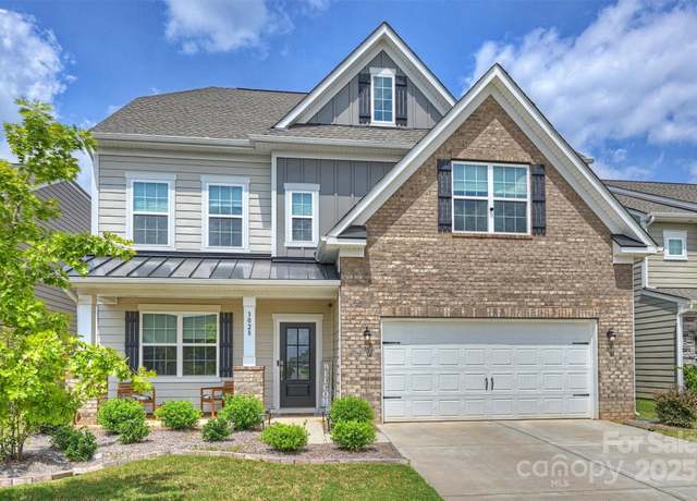 Property at 3028 Virginia Trail Ct, Fort Mill, SC 29715, 5 beds, 3.5 baths