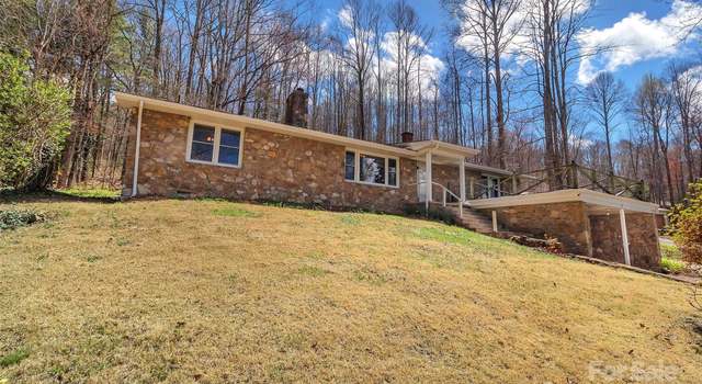 Photo of 358 Timberlane Rd, Waynesville, NC 28786